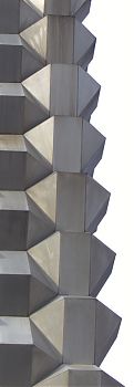 Centrum Warenhaus Dresden Aluminium Waben Abbruch Detail Ausschnitt